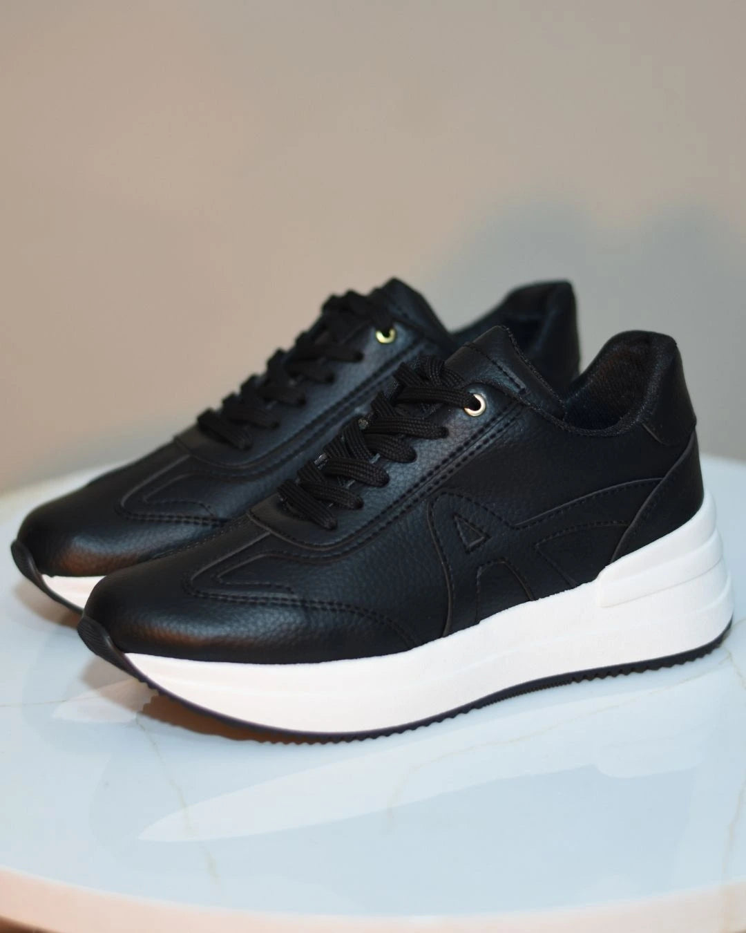 Tenis Rio Black